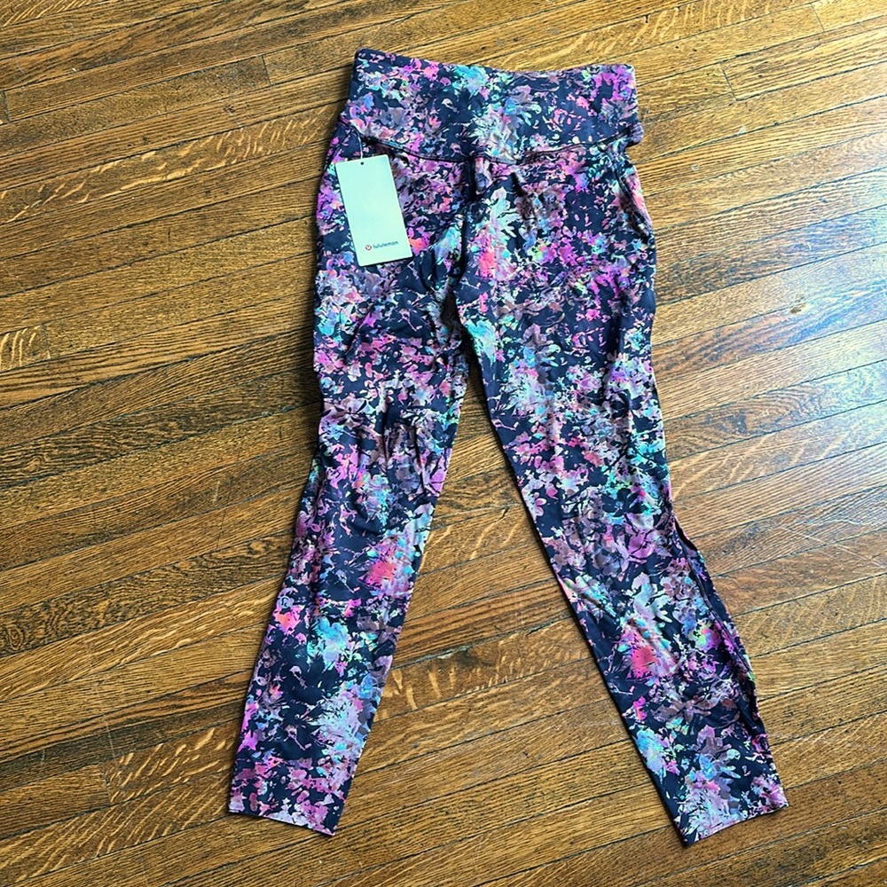 Lululemon Base Pace 25” - Size 10 - NEW